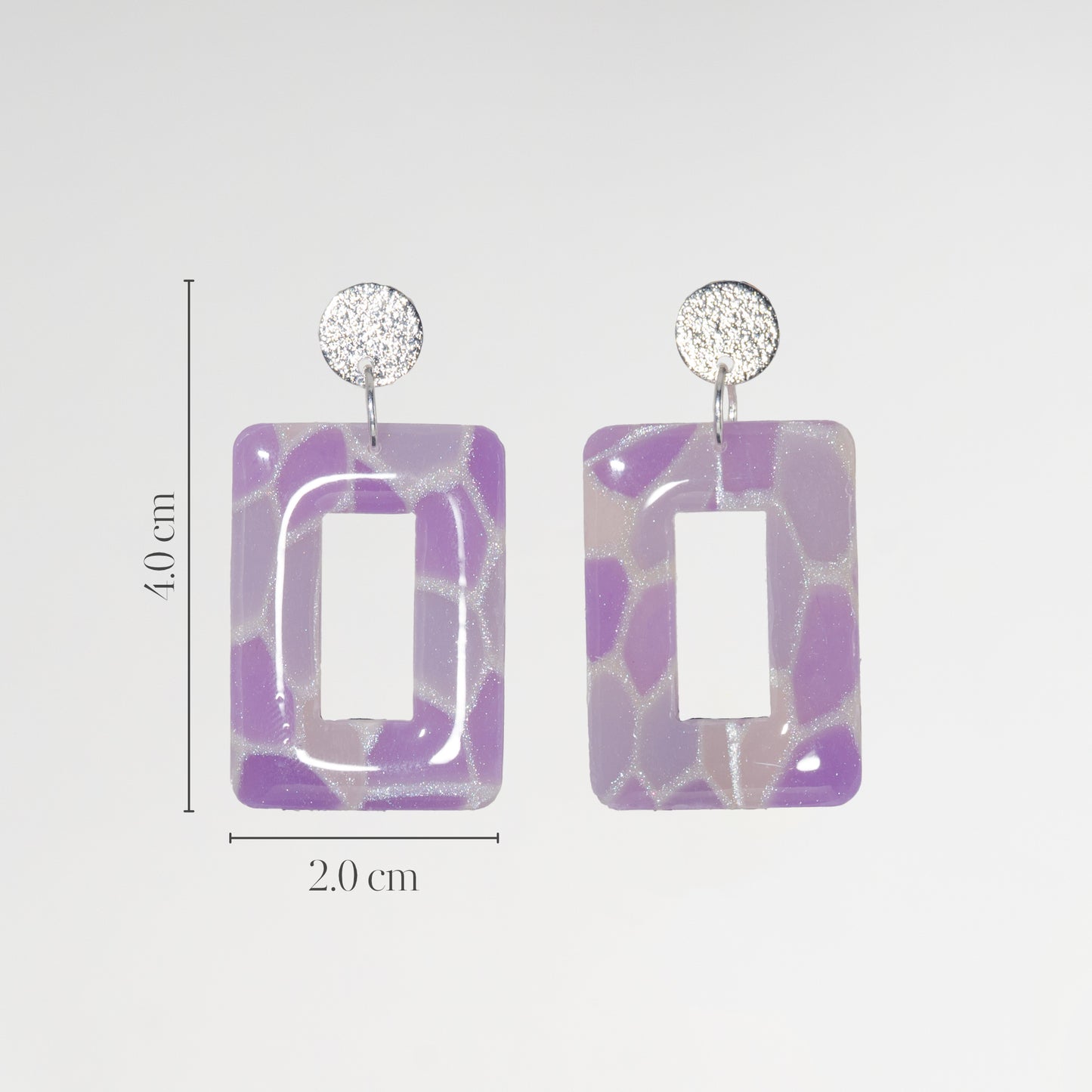 Elle in Lilac