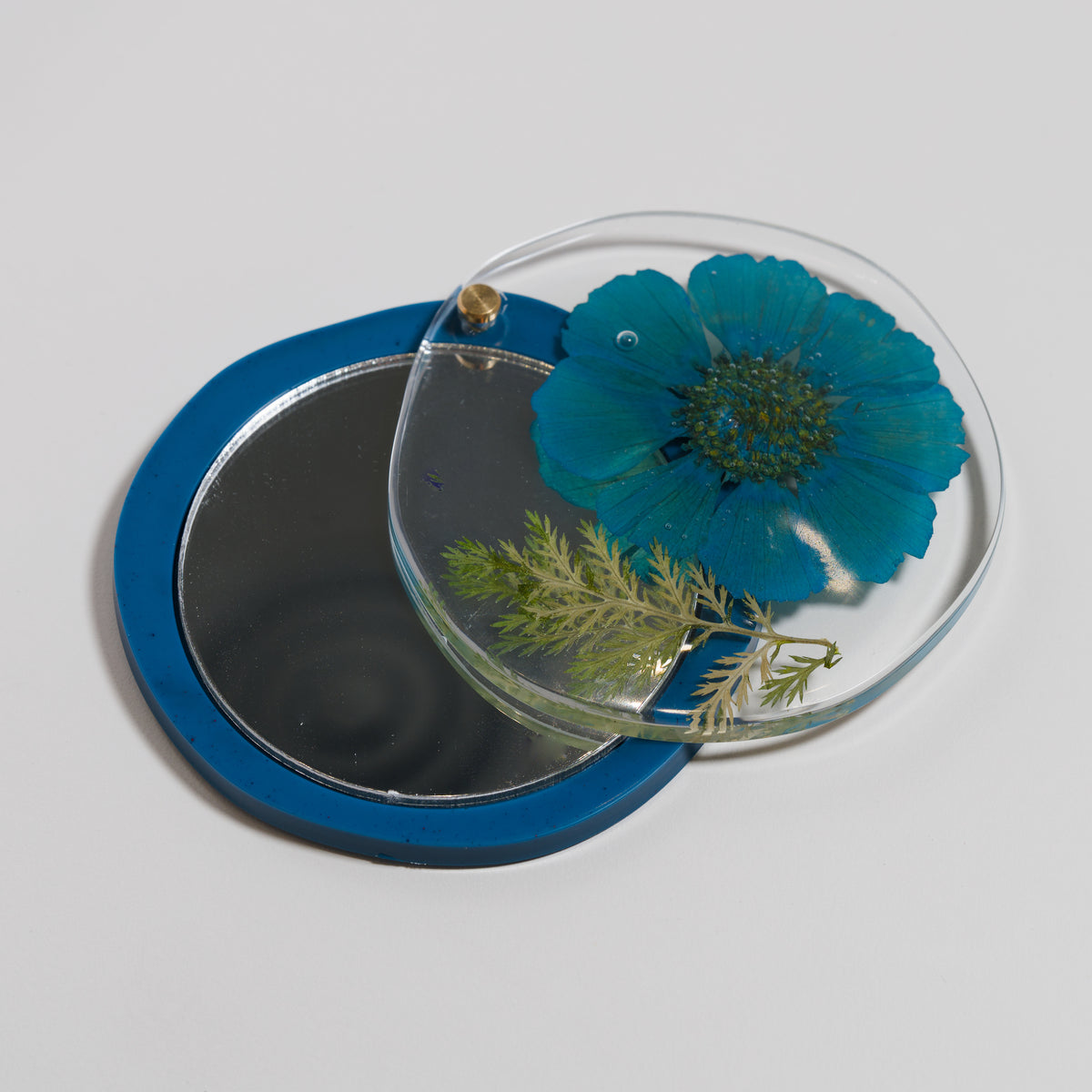 Pocket Mirror E